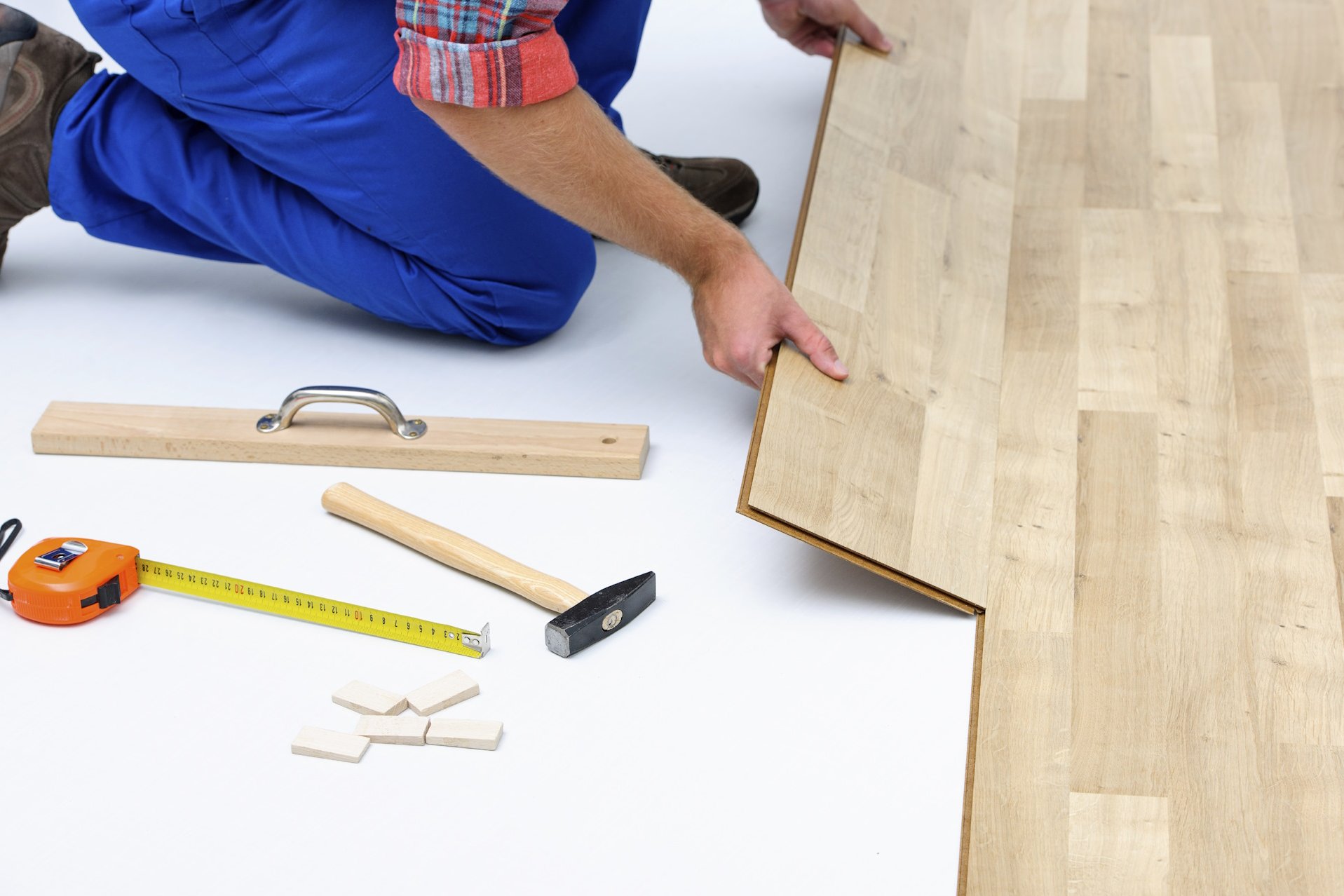 Bodenverlegung Parkettverlegung, Laminatverlegung, Linoleumverlegung und weitere Bodenverlegung von professionellen und ausgebildeten Mitarbeitern in Bensheim, Heidelberg, Darmstadt und Umgebung.